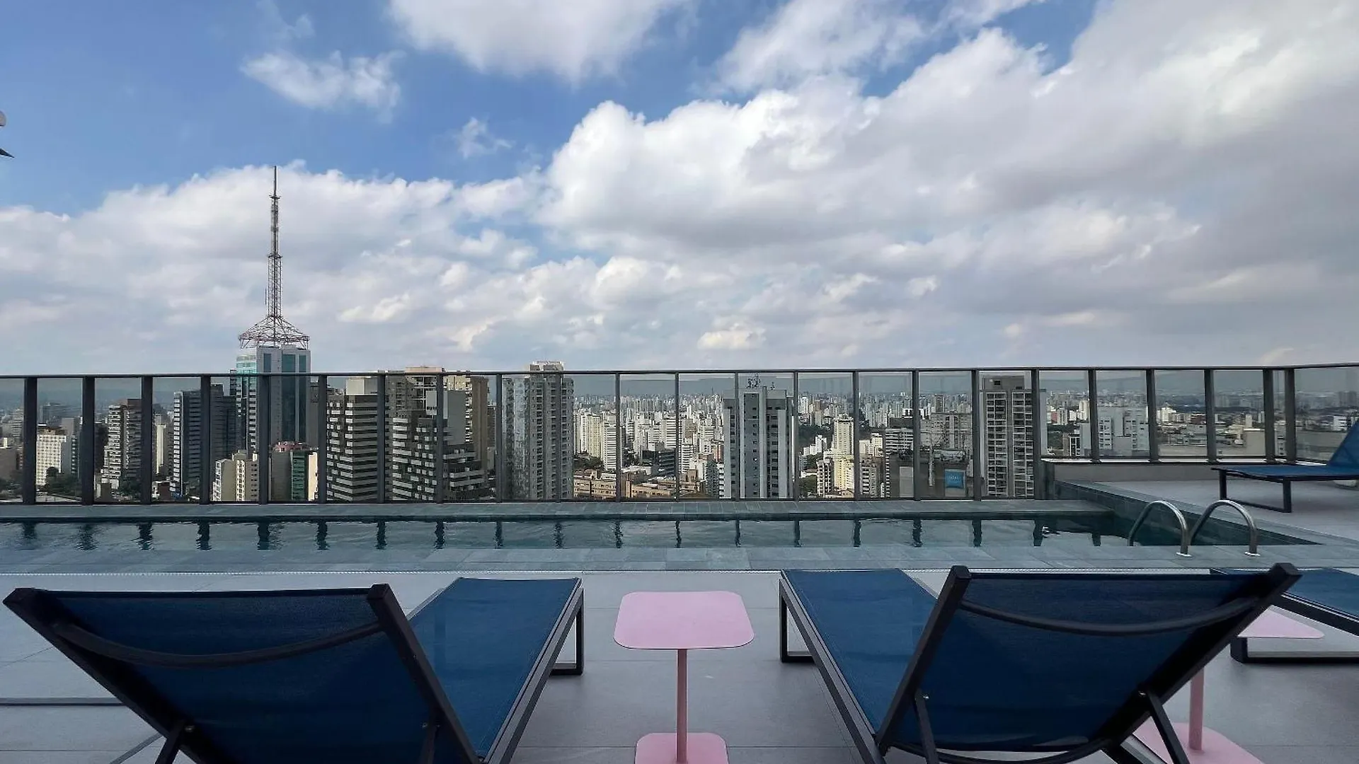 Maravilhosos Studios Metro Paraiso Ac/Wf Vista Incrivel Sao Paulo Apartment